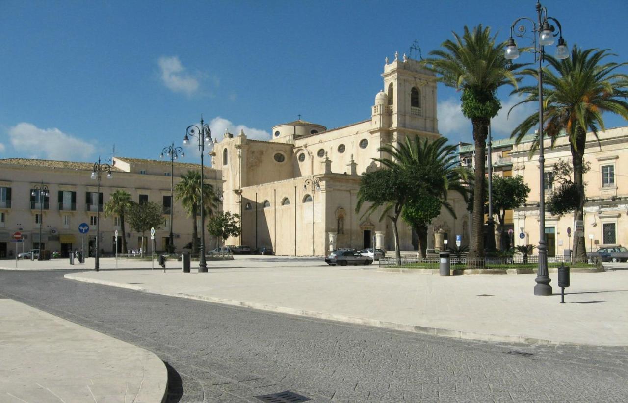 Garibaldi Maison De Charme Avola Exteriér fotografie