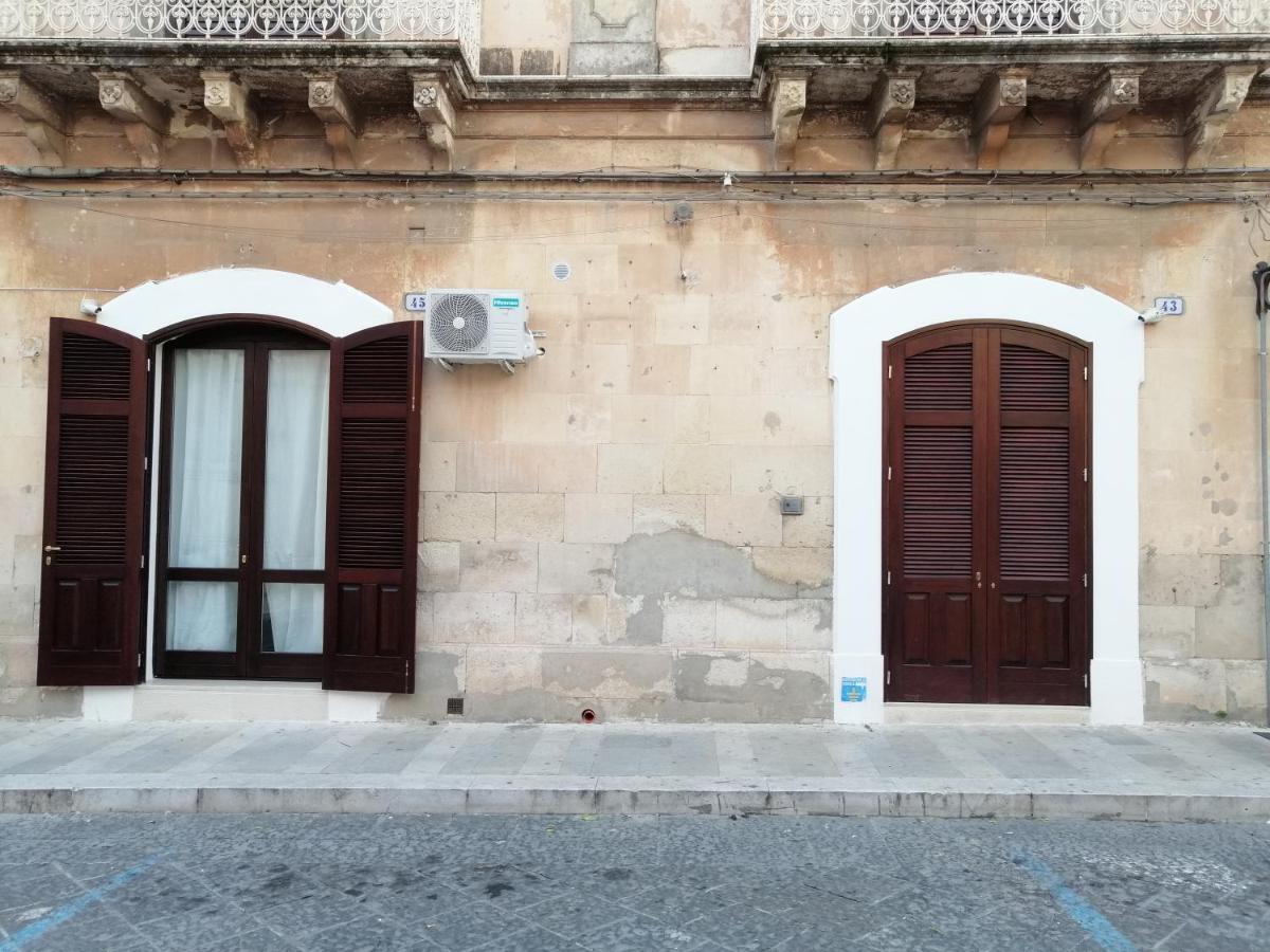 Garibaldi Maison De Charme Avola Exteriér fotografie